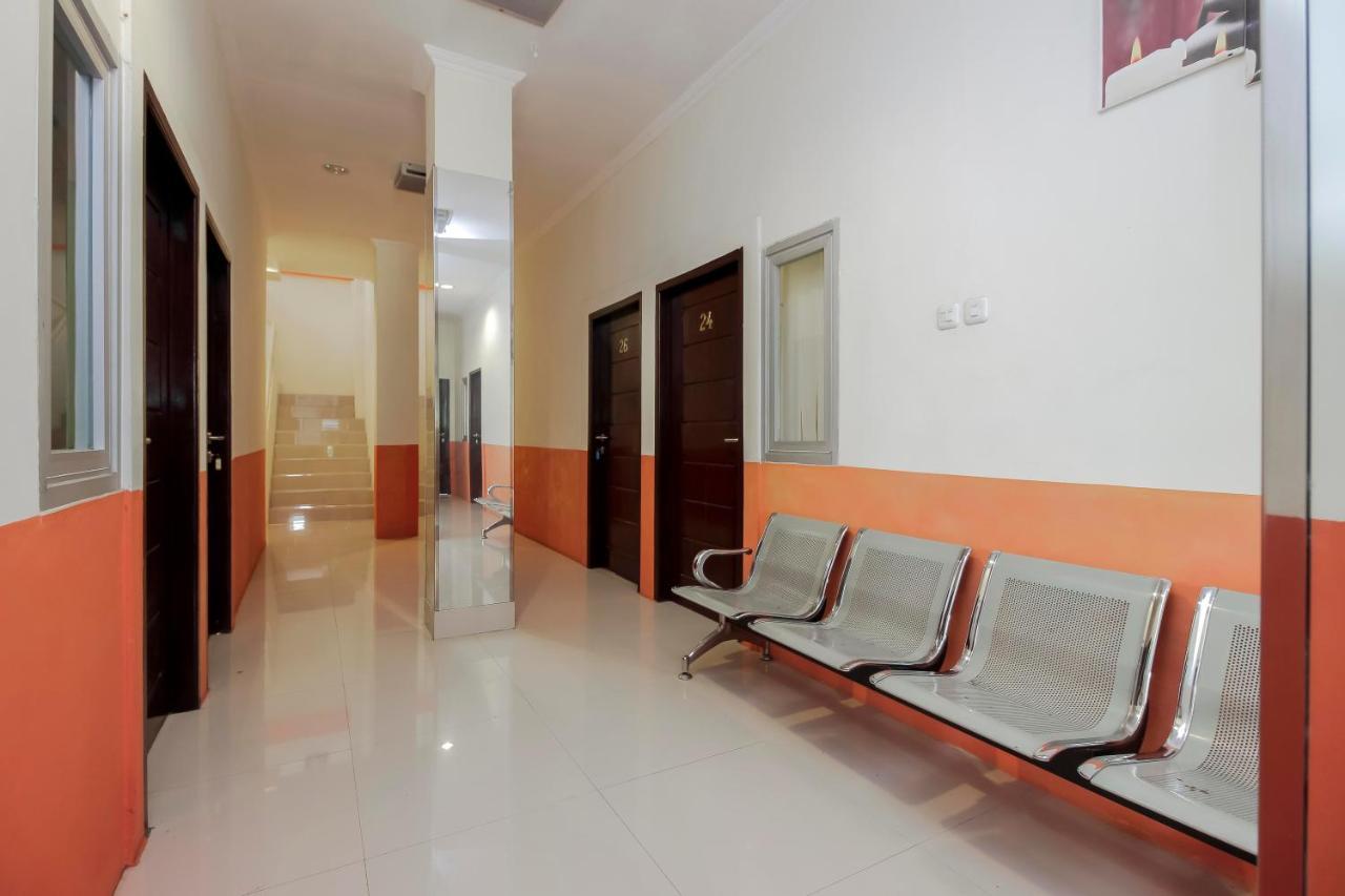 Reddoorz Near Jalan Jendral Sudirman Manado酒店 外观 照片